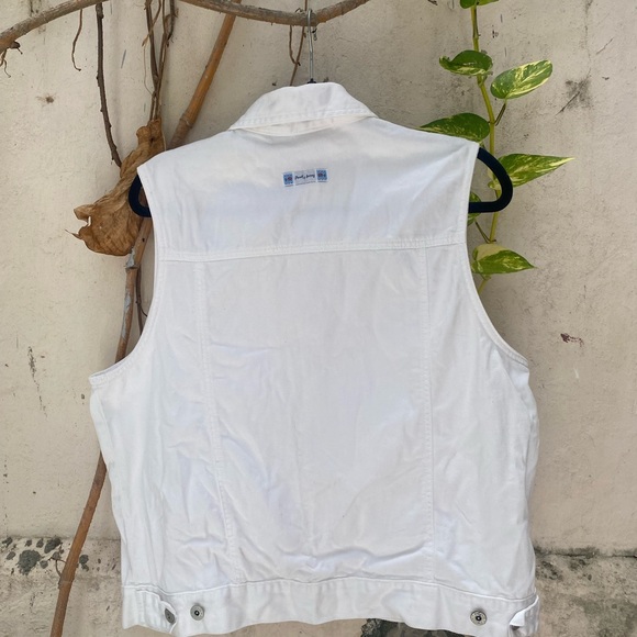 Vintage Winnie The Pooh White Jean Vest - Picture 5 of 5